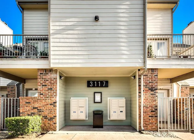 $169,400 | 3117 Sondra Drive, Unit 208, Fort Worth, TX 76107