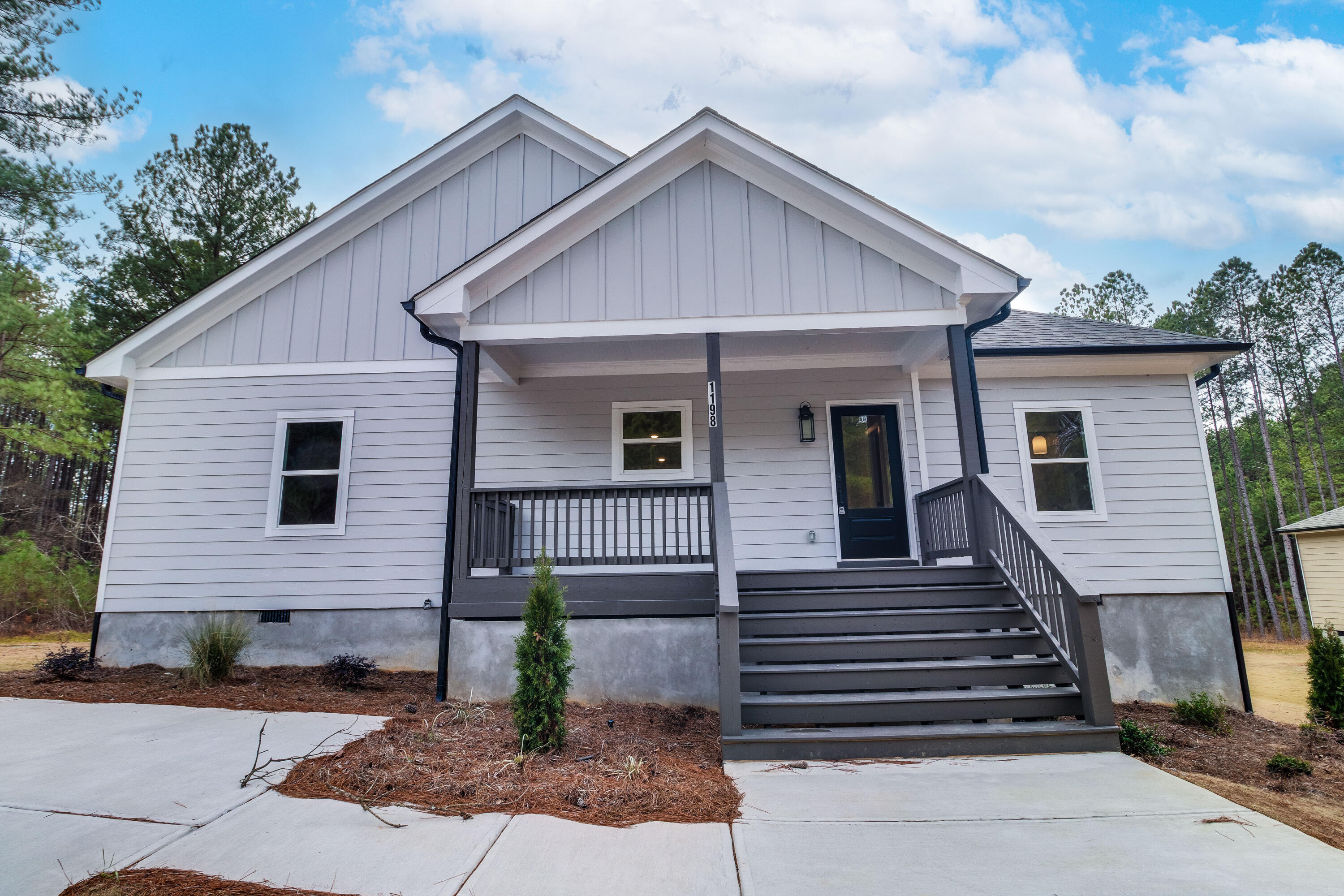 1198 Sunset Cove Tignall, GA 30668 - Photo 1 of 43 Front of property