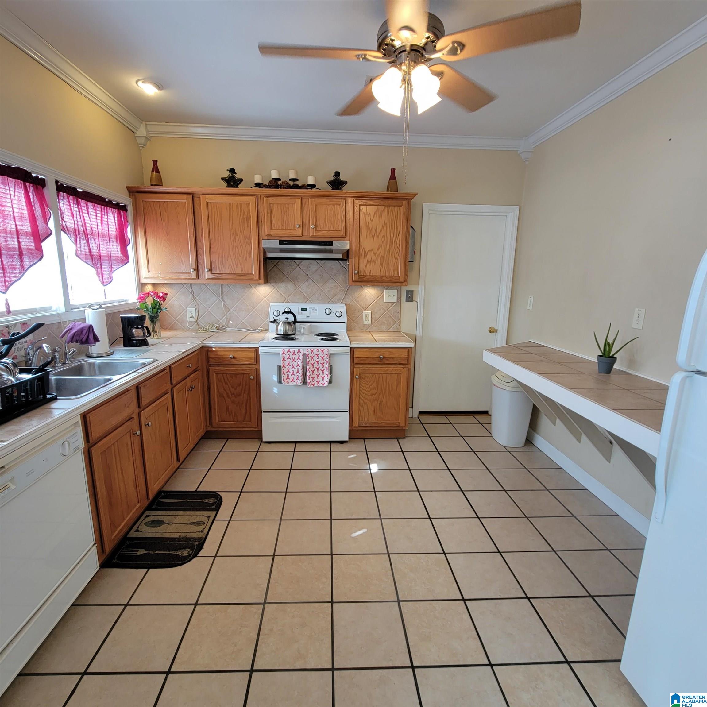 1704 Exeter Avenue Bessemer, AL 35020 - Photo 5 of 13