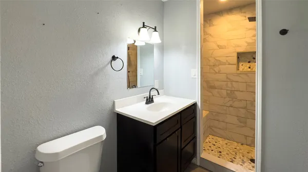 $223,000 | 407 Tamarind Street, Lake Jackson, TX 77566