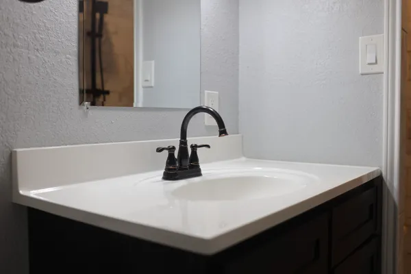 $223,000 | 407 Tamarind Street, Lake Jackson, TX 77566