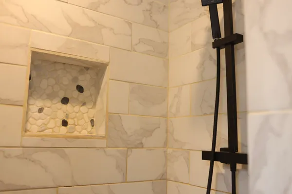 $223,000 | 407 Tamarind Street, Lake Jackson, TX 77566