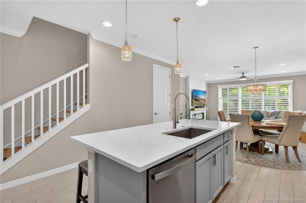 587 Southwest Glen Crest Way Stuart, FL 34997 - Photo 8 of 45