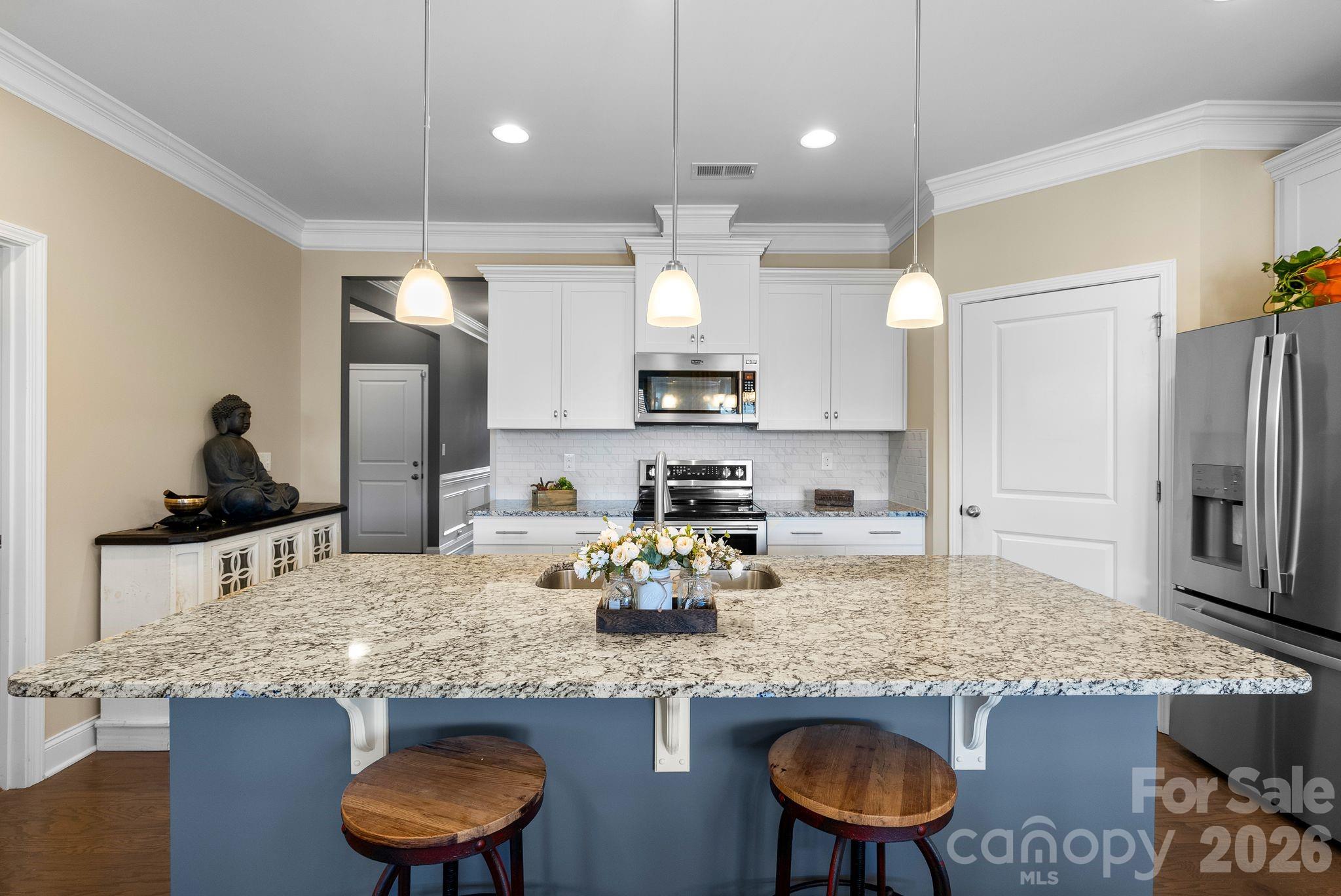 16 Regent Heights Road Leicester, NC 28748 - Photo 4 of 29