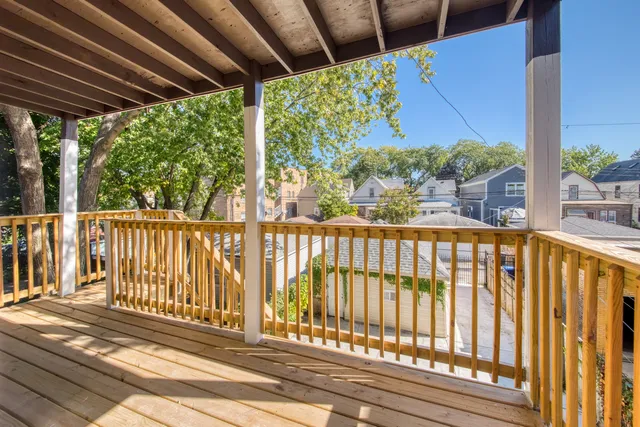 $2,300 | 4251 North Lawndale Avenue, Unit 2, Chicago, IL 60618