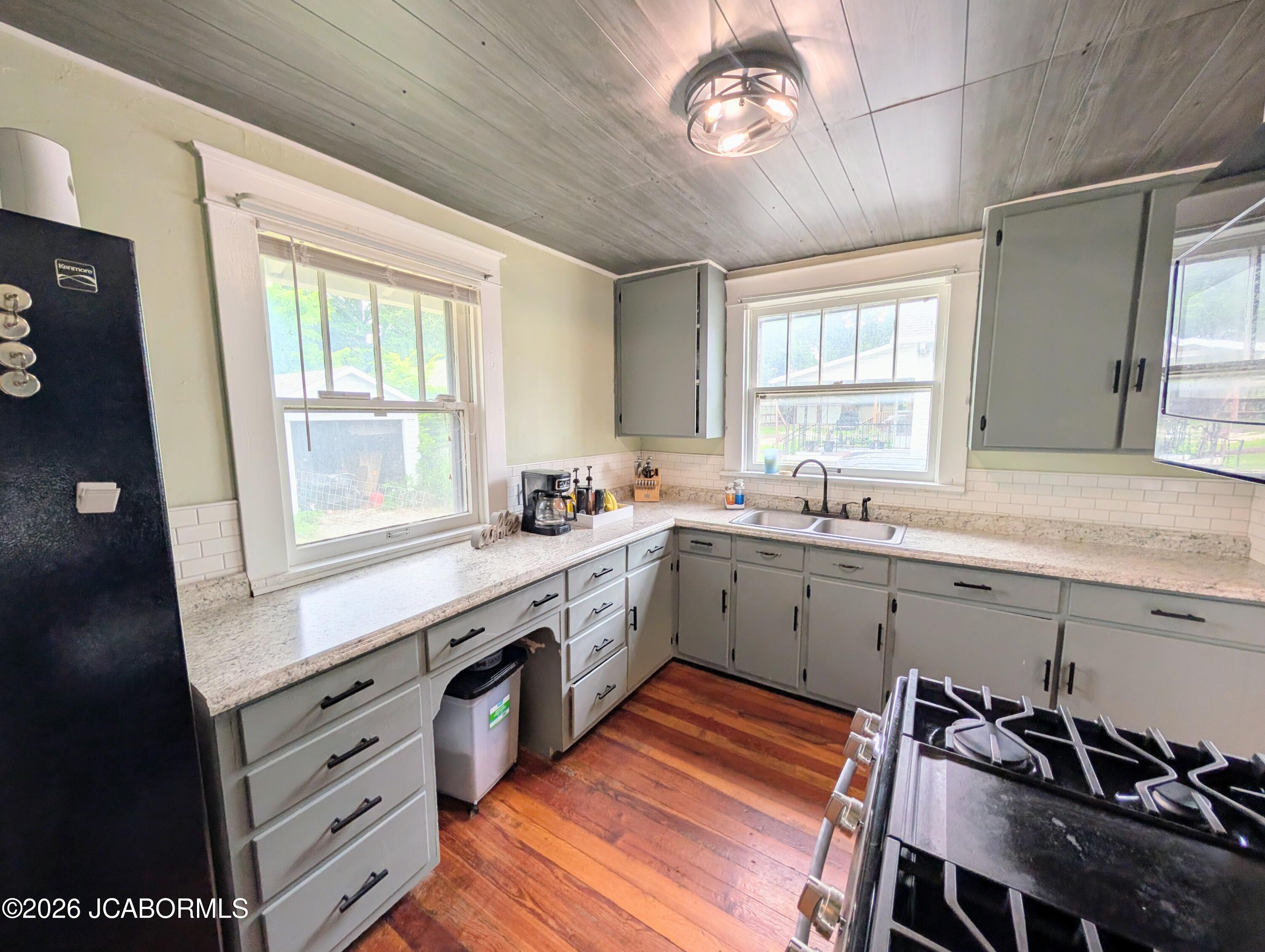 821 Center Street Fulton, MO 65251 - Photo 10 of 34