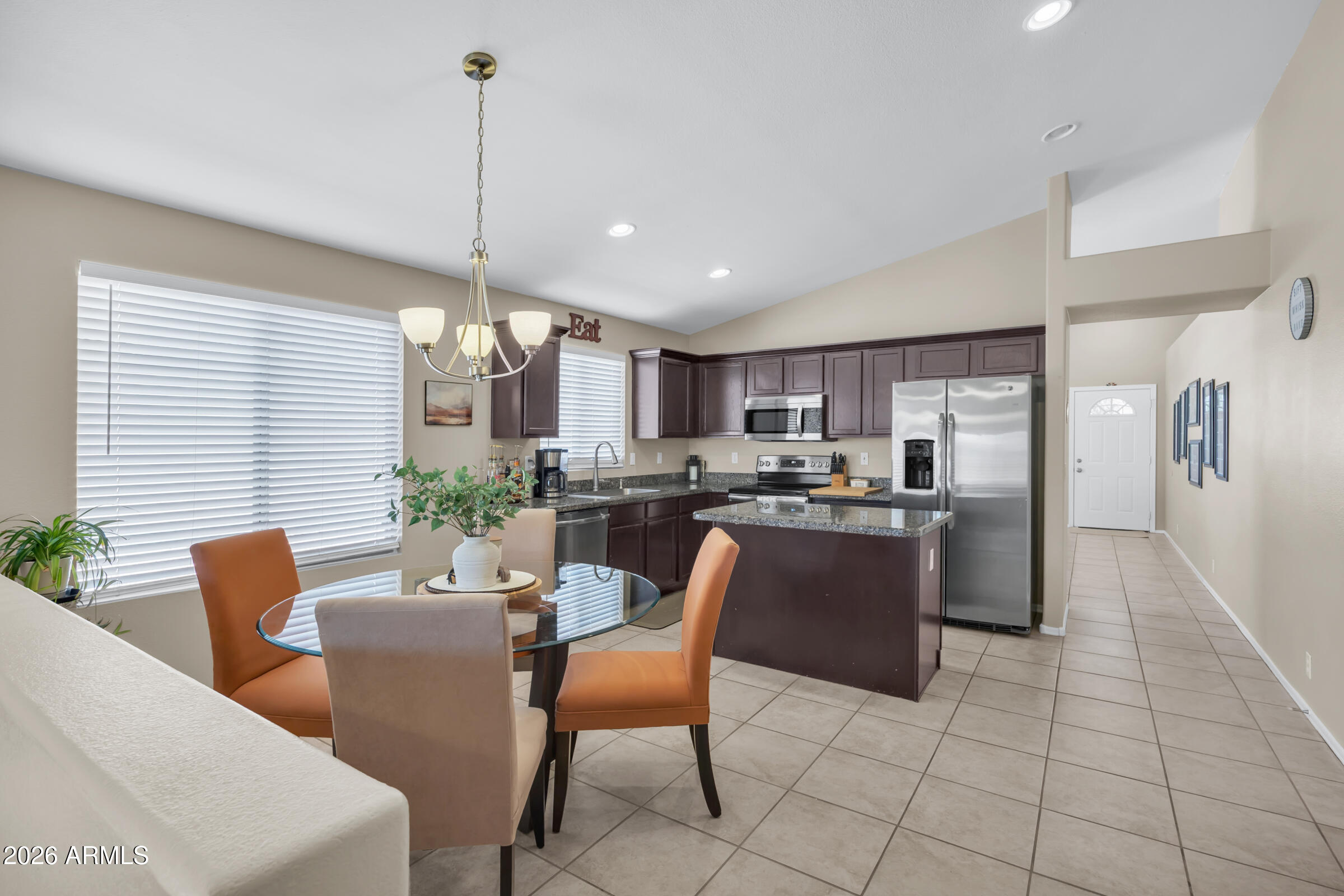 6150 East Roland Street Mesa, AZ 85215 - Photo 7 of 31