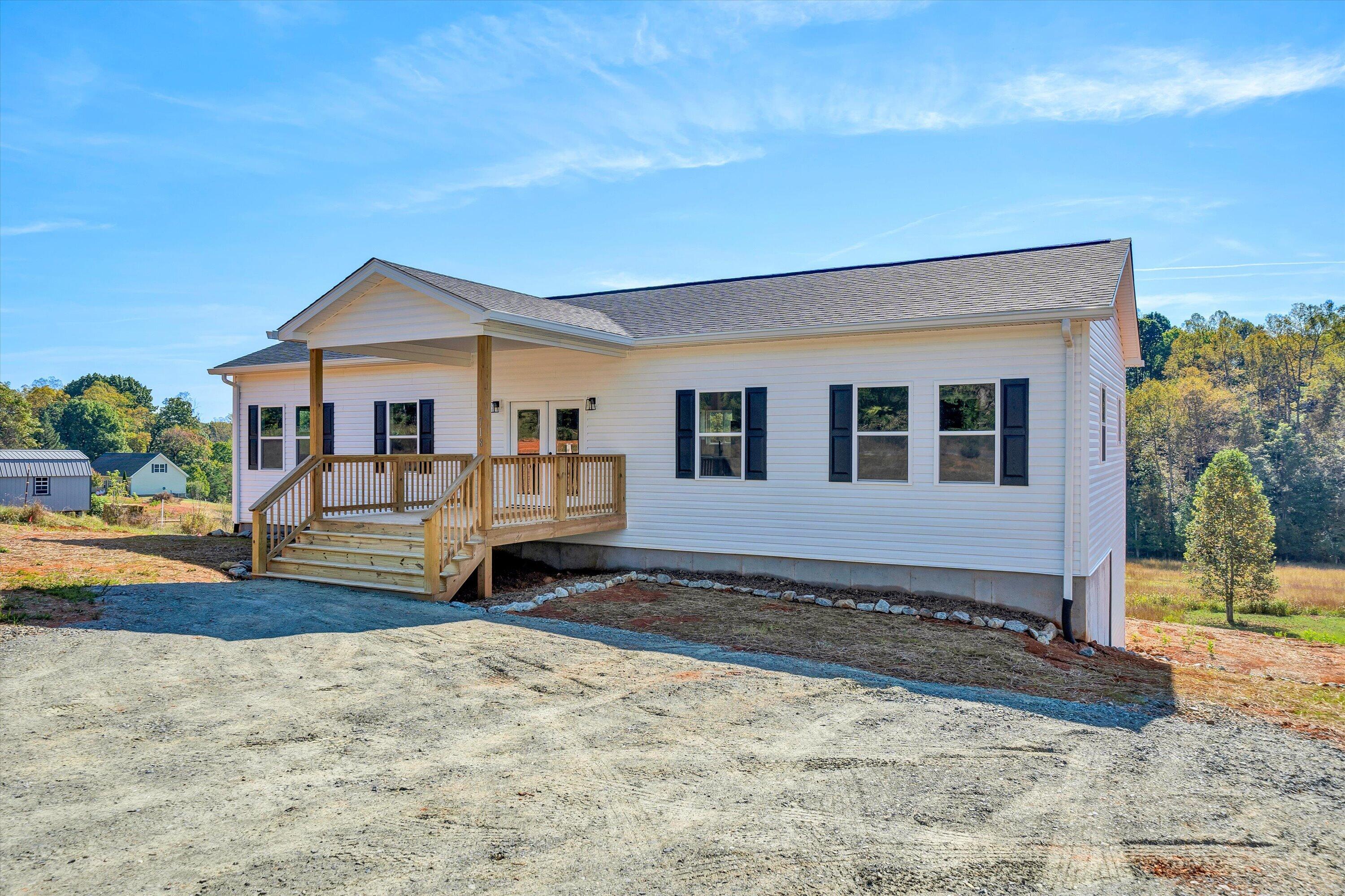 718 Wysong Ml Road Hardy, VA 24101 - Photo 3 of 47 02-DSC06852