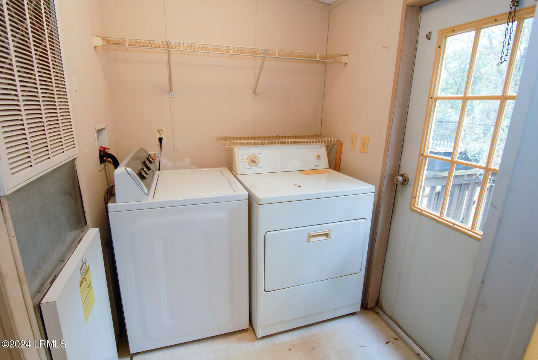 21 Mixon Road St. Helena Island, SC 29920 - Photo 10 of 29 Laundry