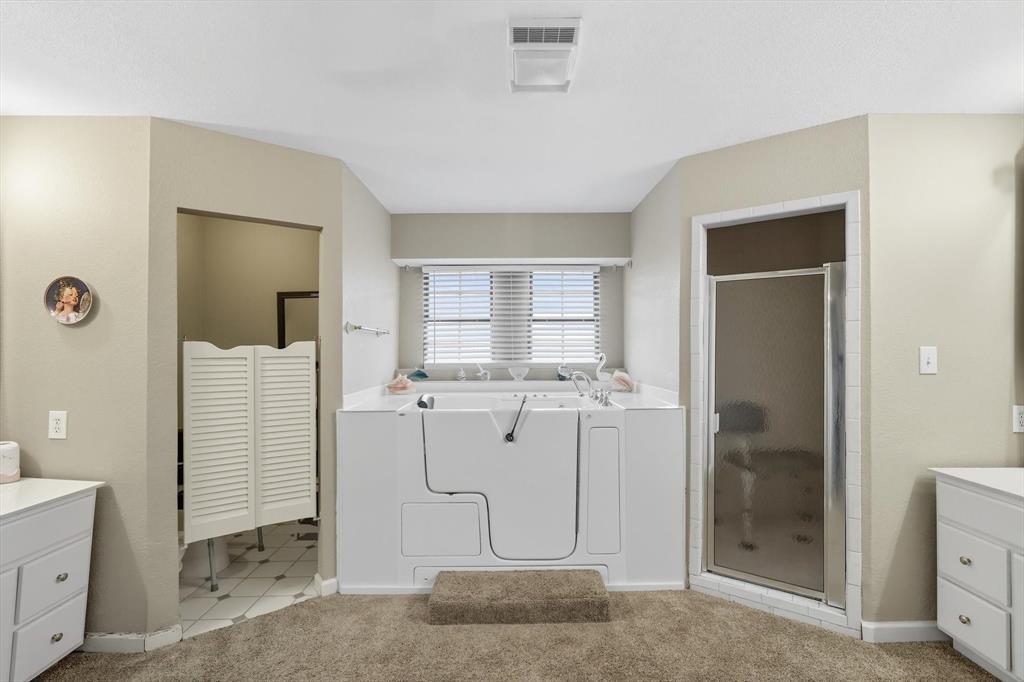 10594 Sam Reynolds Road Justin, TX 76247 - Photo 19 of 40