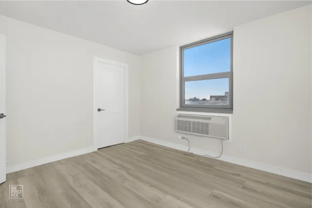 $339,900 | 6147 North Sheridan Road, Unit 7A, Chicago, IL 60660