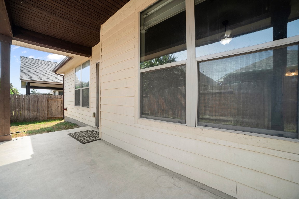 216 Archipelago Trail Austin, TX 78717 - Photo 36 of 40 View of patio / terrace
