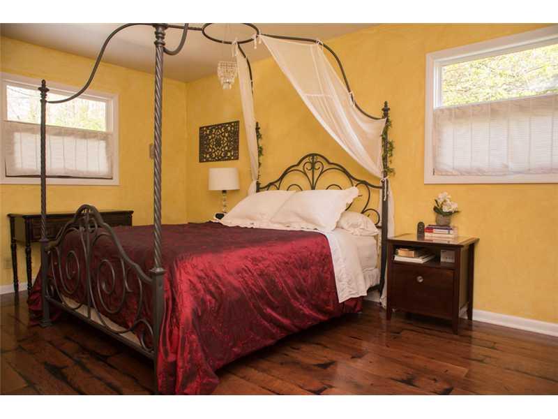 6902 Sargent Road Indianapolis, IN 46256 - Photo 13 of 23 Gallery Image 13
