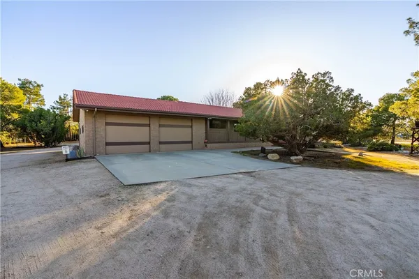 $1,199,900 | 2238 West W Avenue, Palmdale, CA 93551