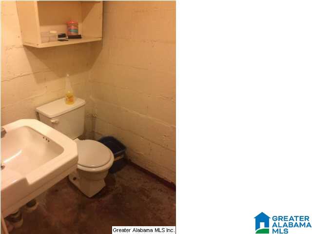 9588 Burney Camp Road Bessemer, AL 35023 - Photo 12 of 37