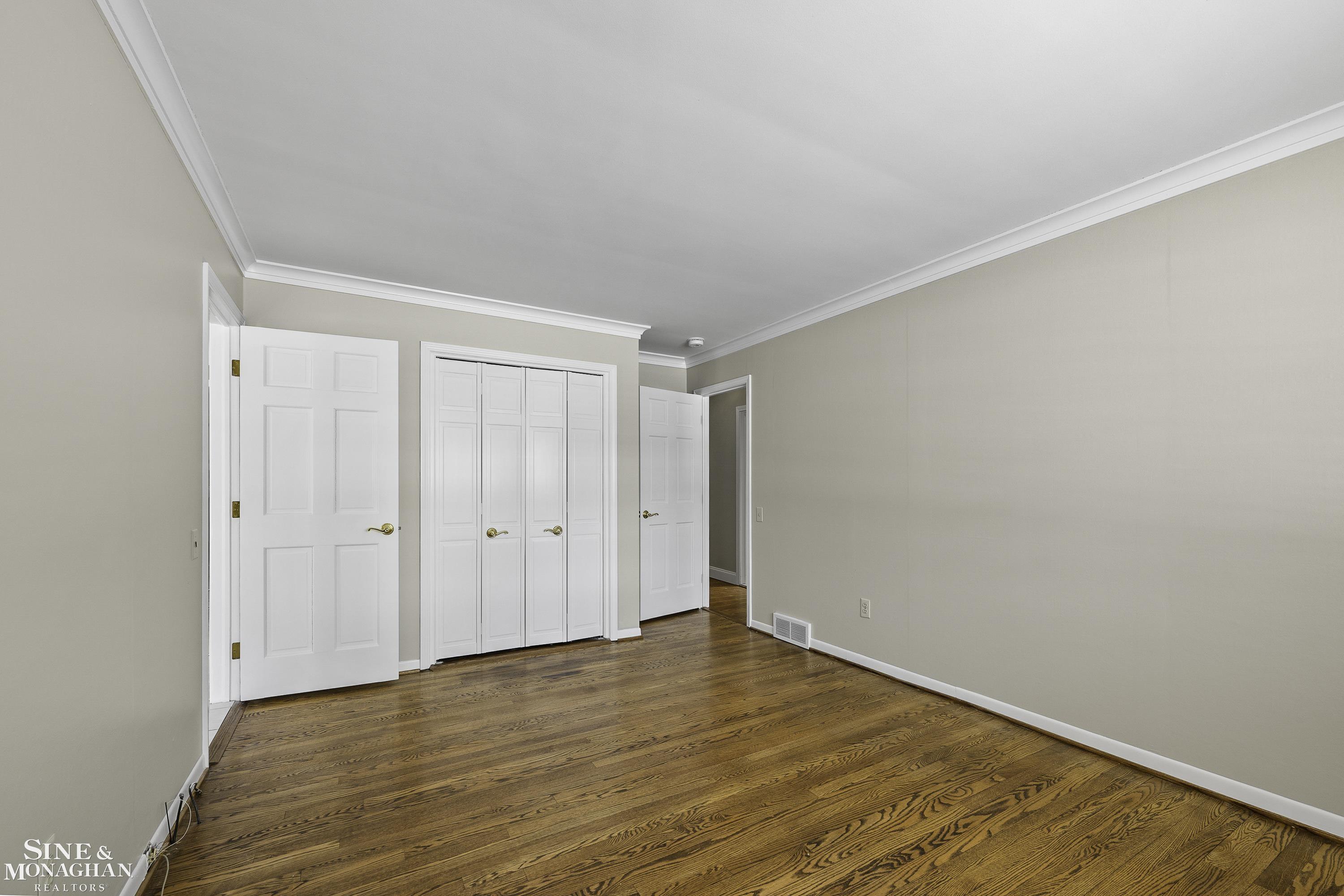 66 Fairford Road Grosse Pointe, MI 48236 - Photo 23 of 60 50166406-b4efbcbf-7010-495c-9806-14cbb7122f70.JPG