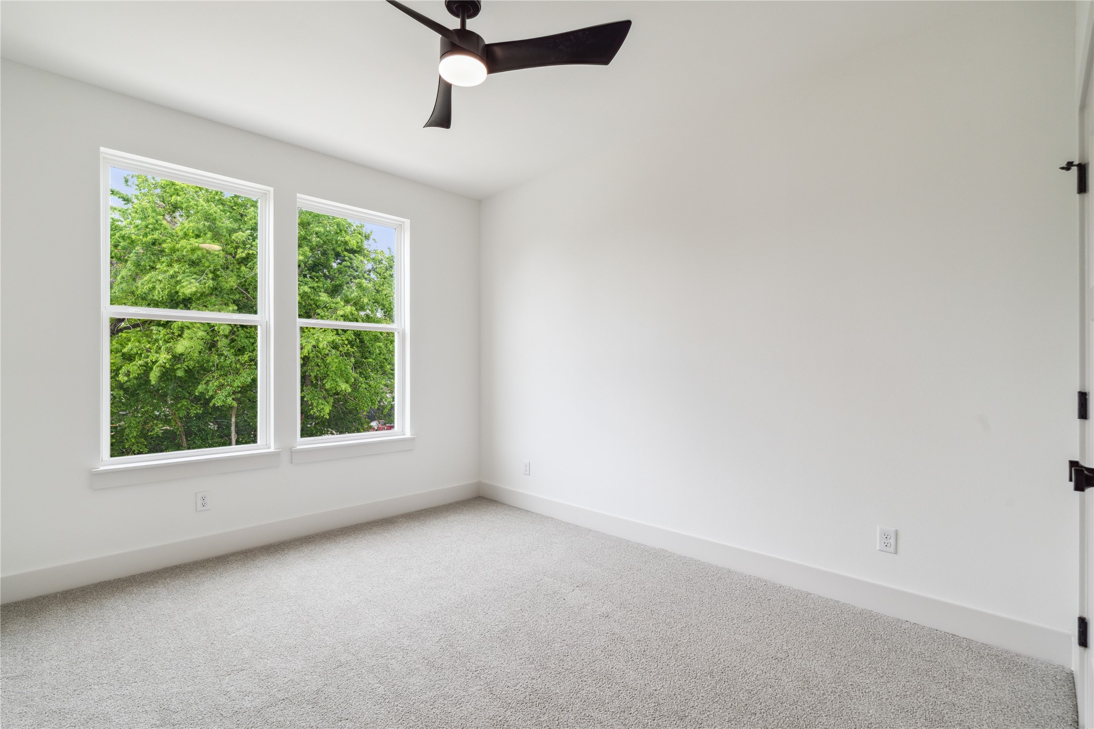 3415 Stonewall Street Houston, TX 77020 - Photo 40 of 50 Secondary bedrooms are generously sized and full of natural light, offering comfort and flexibility for any lifestyle.
