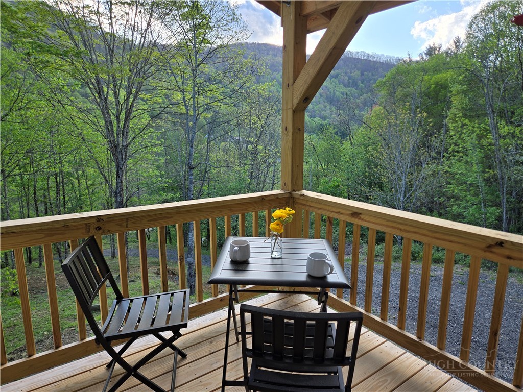 3765 Three Top Road Todd, NC 28684 - Photo 4 of 49