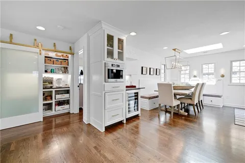 $1,250,000 | 444 Lakeshore Drive West, Lake Quivira, KS 66217