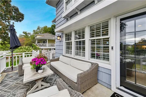 $1,250,000 | 444 Lakeshore Drive West, Lake Quivira, KS 66217