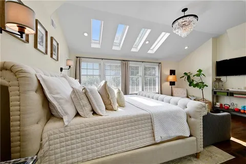 $1,250,000 | 444 Lakeshore Drive West, Lake Quivira, KS 66217