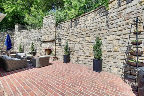 $1,250,000 | 444 Lakeshore Drive West, Lake Quivira, KS 66217