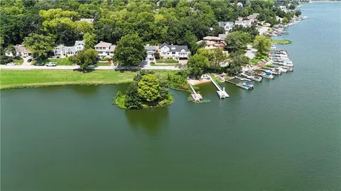 $1,250,000 | 444 Lakeshore Drive West, Lake Quivira, KS 66217