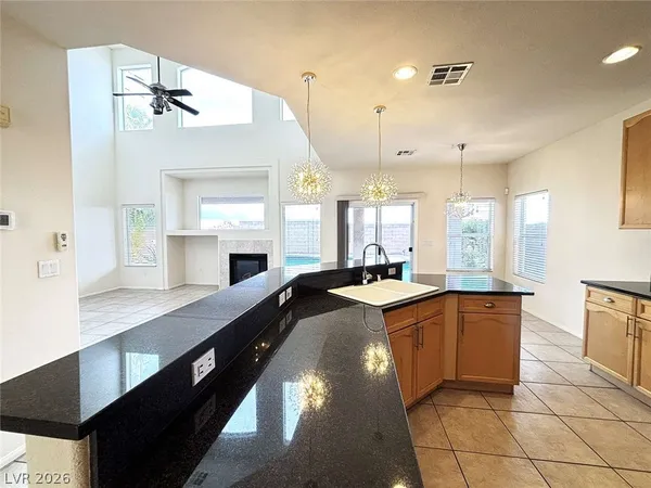 $3,895 | 460 Crocus Hill Street, Las Vegas, NV 89138