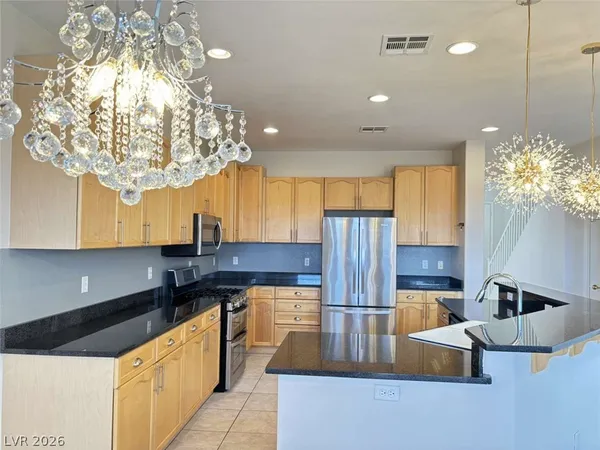 $3,895 | 460 Crocus Hill Street, Las Vegas, NV 89138
