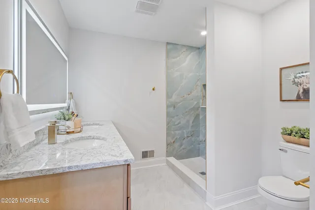 $648,000 | 28 Tulip Court, Howell, NJ 07731