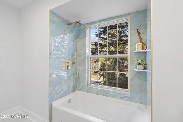 $648,000 | 28 Tulip Court, Howell, NJ 07731