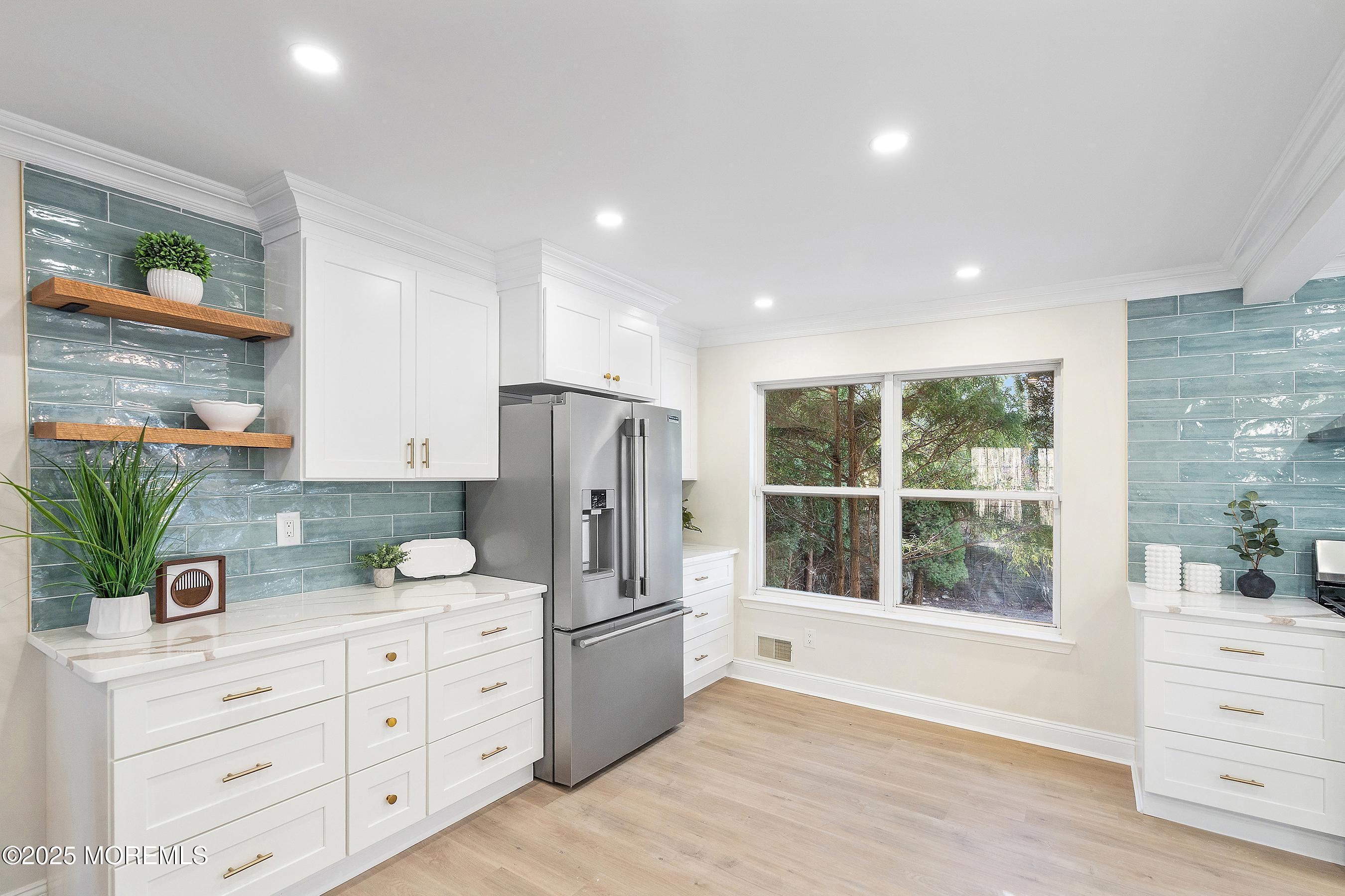 28 Tulip Court Howell, NJ 07731 - Photo 6 of 25 WhatsApp Image 2025-12-15 at 19.32.48 (3