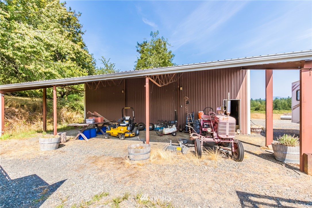 15907 Larson Loss Road Buckley, WA 98321 - Photo 6 of 34 Gallery Image 6