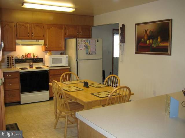 2800 Spring Road Carlisle, PA 17013 - Photo 5 of 12 Gallery Image 5