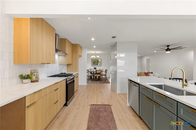 $675,000 | 6809 Willamette Drive, Austin, TX 78723