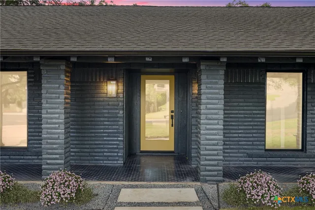 $675,000 | 6809 Willamette Drive, Austin, TX 78723