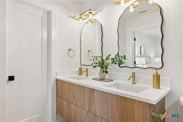 $675,000 | 6809 Willamette Drive, Austin, TX 78723