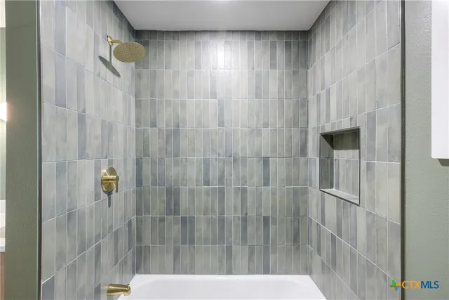 $675,000 | 6809 Willamette Drive, Austin, TX 78723