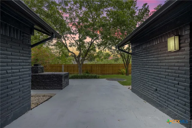 $675,000 | 6809 Willamette Drive, Austin, TX 78723