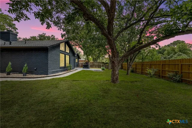 $675,000 | 6809 Willamette Drive, Austin, TX 78723