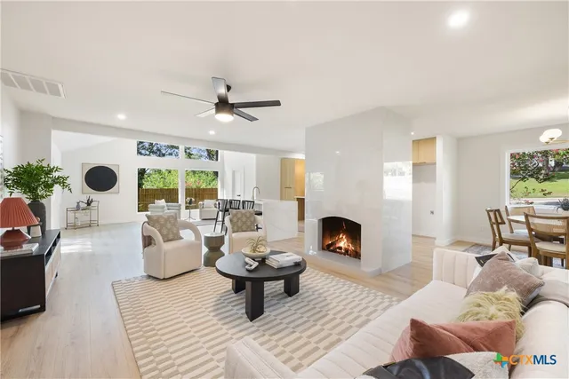 $675,000 | 6809 Willamette Drive, Austin, TX 78723