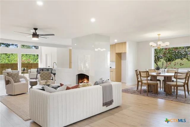 $675,000 | 6809 Willamette Drive, Austin, TX 78723