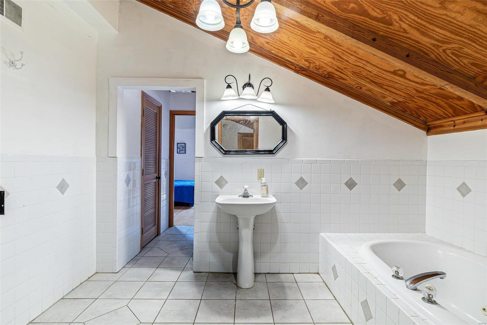 97 Hogs Head Drive Troy, MO 63379 - Photo 17 of 89