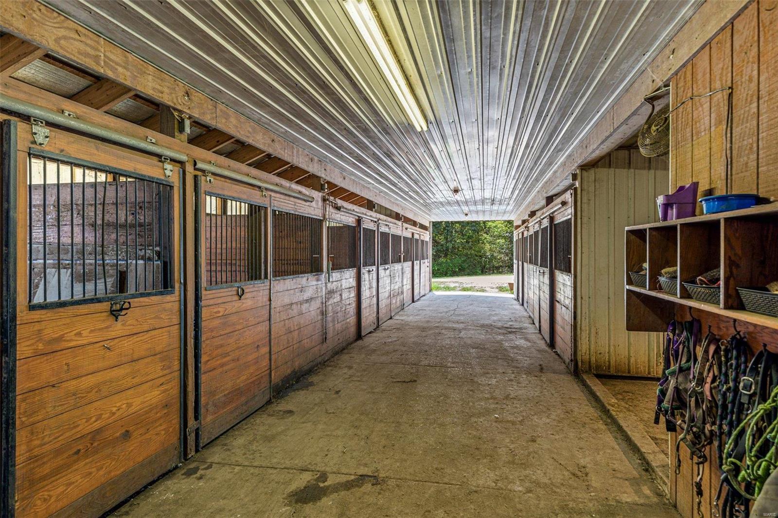 97 Hogs Head Drive Troy, MO 63379 - Photo 31 of 89