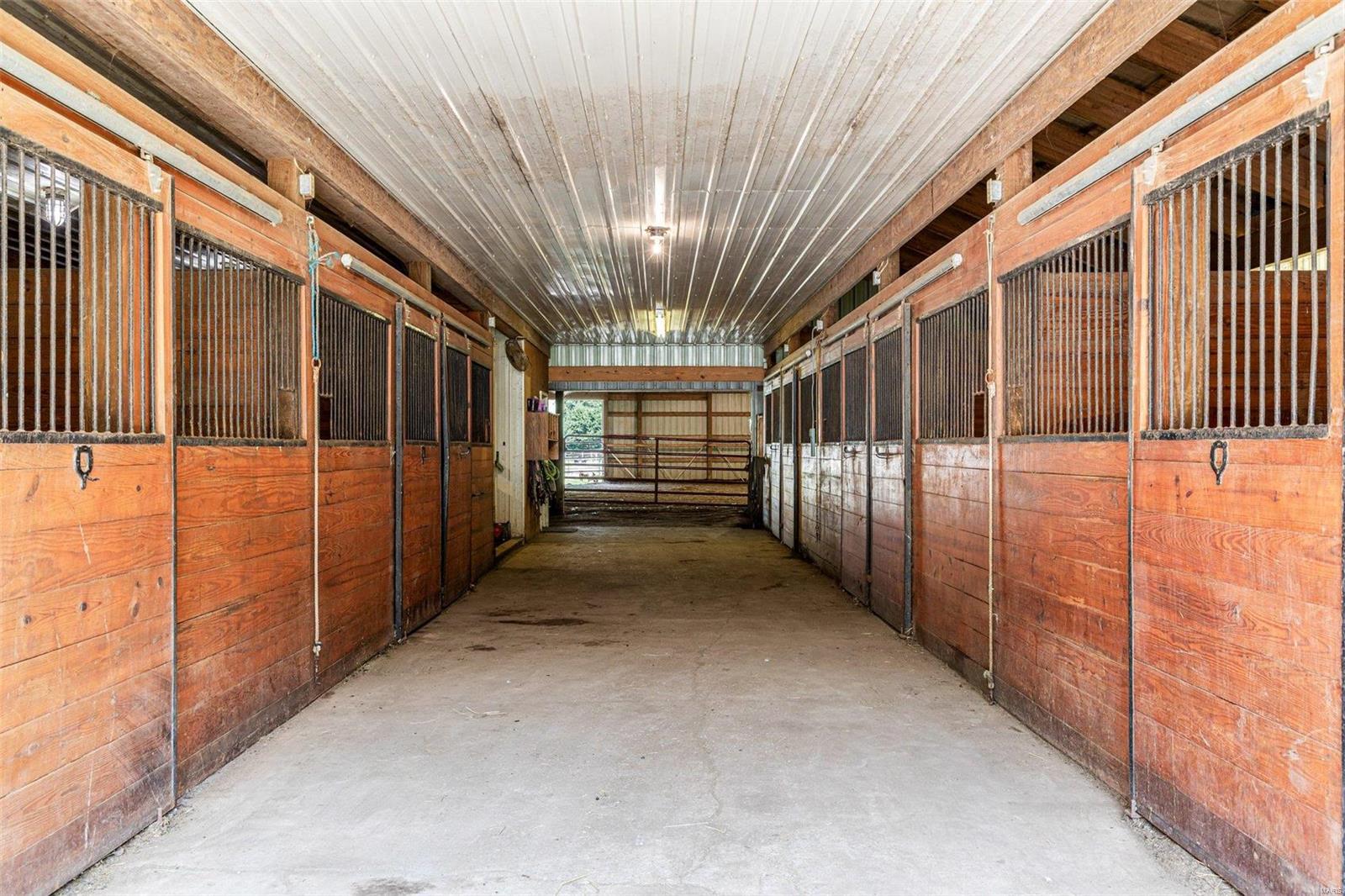 97 Hogs Head Drive Troy, MO 63379 - Photo 38 of 89