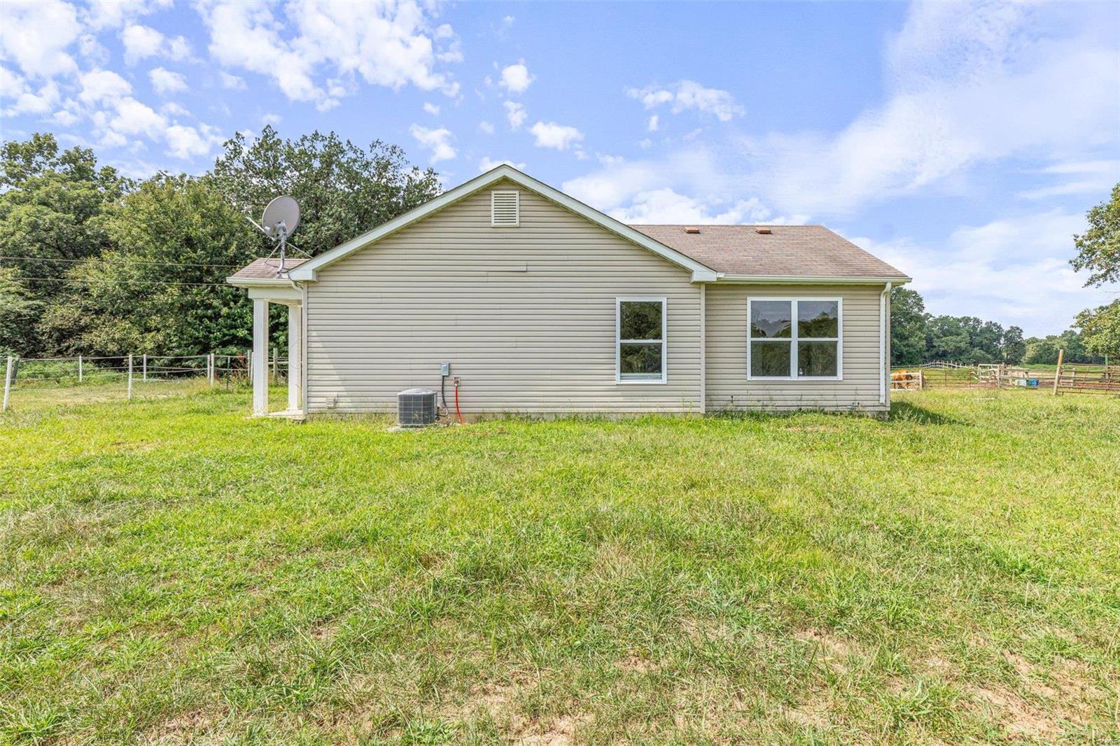 97 Hogs Head Drive Troy, MO 63379 - Photo 41 of 89