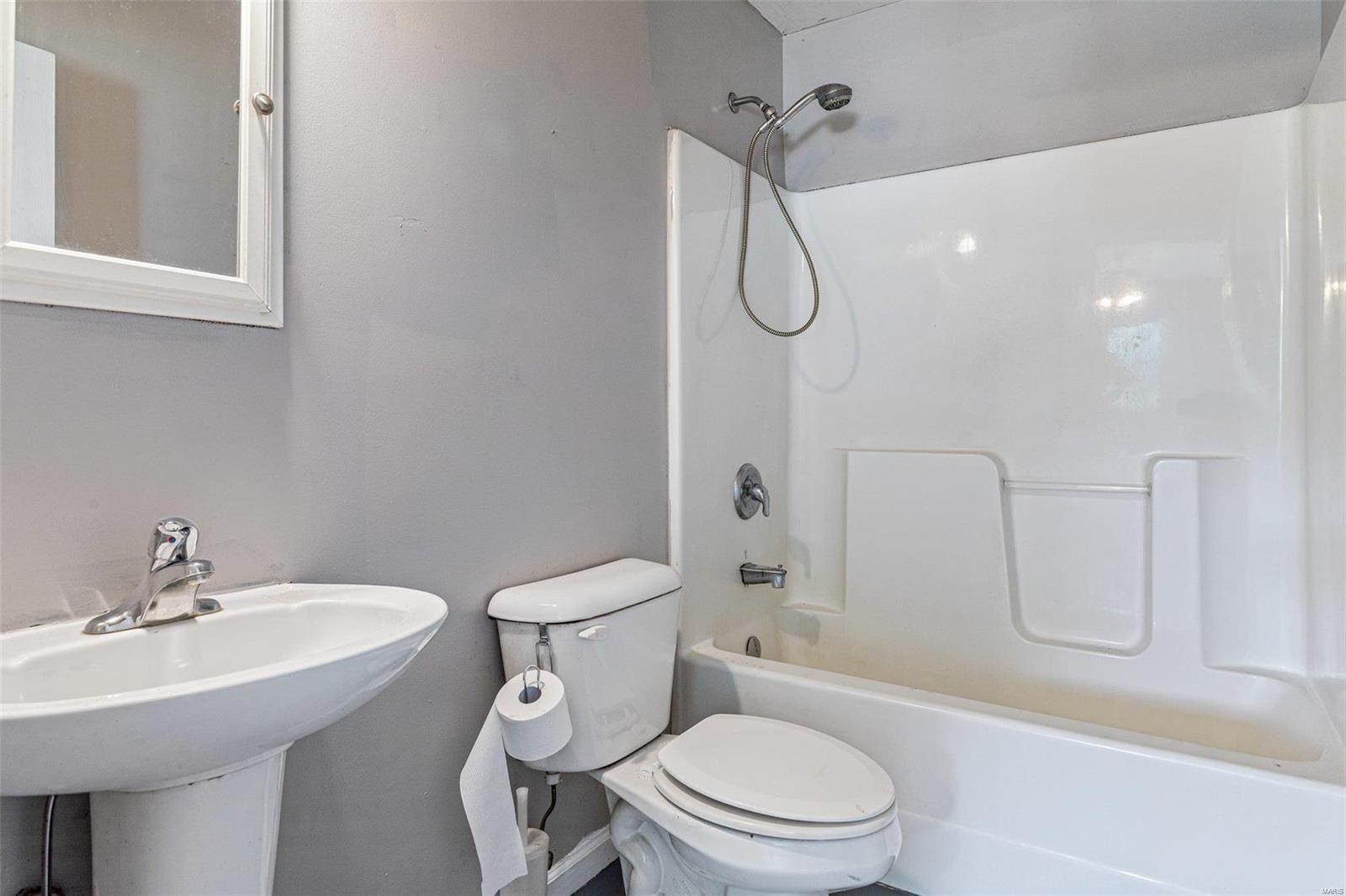 97 Hogs Head Drive Troy, MO 63379 - Photo 46 of 89