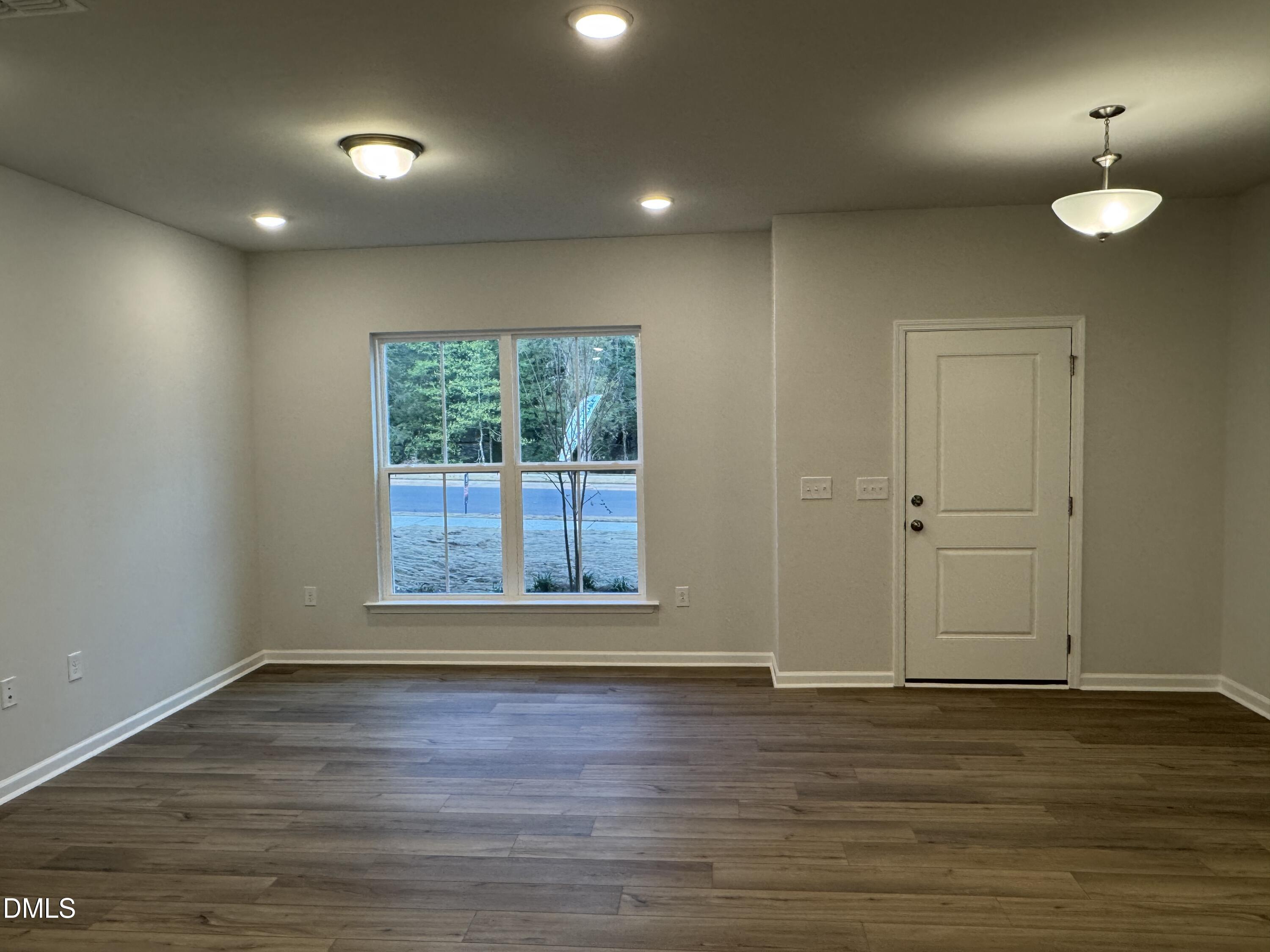 238 Fosterton Cottage Way Raleigh, NC 27603 - Photo 3 of 16 IMG_8493