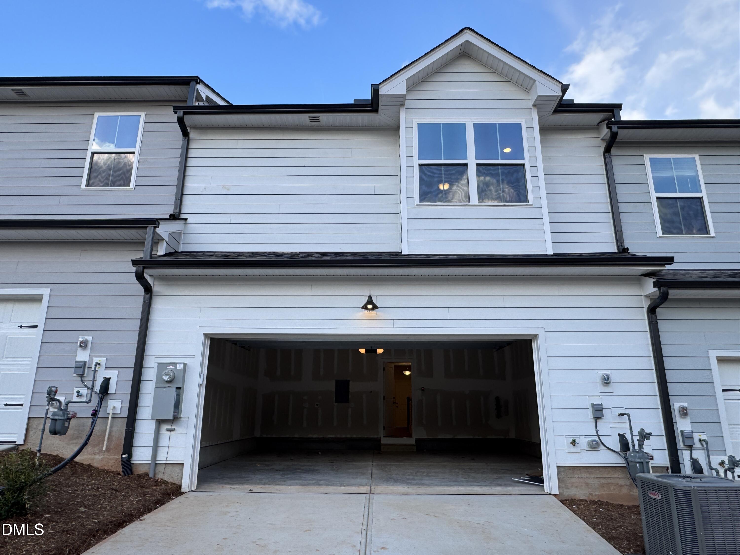 238 Fosterton Cottage Way Raleigh, NC 27603 - Photo 6 of 16 IMG_8496