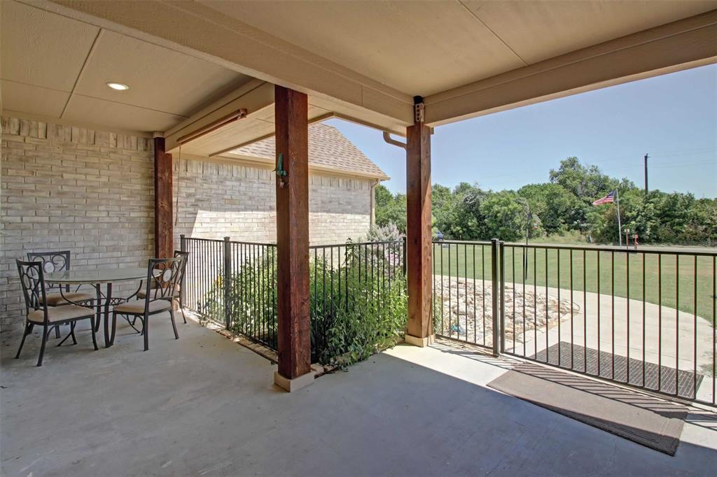 8789 Hutcheson Hill Road Springtown, TX 76082 - Photo 5 of 32 a view of livingroom with furniture